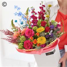 Extravagant Rainbow Mix Valentine&#39;s Bouquet